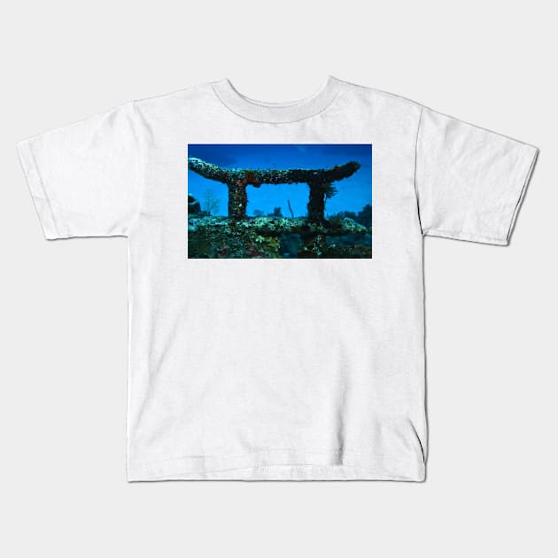 Coral Wreck Mooring Kids T-Shirt by Scubagirlamy